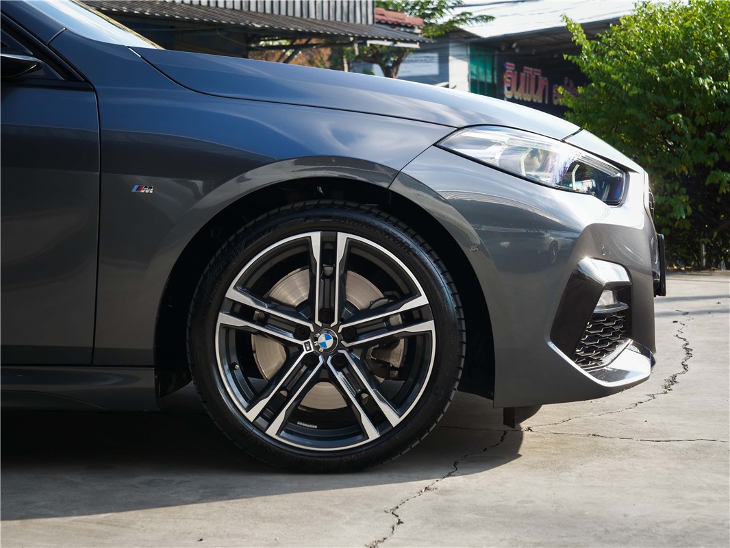 BMW