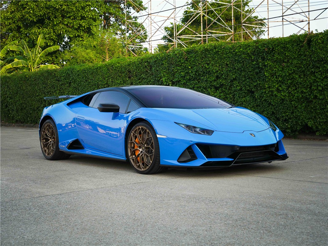 LAMBORGHINI