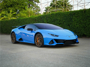 LAMBORGHINI