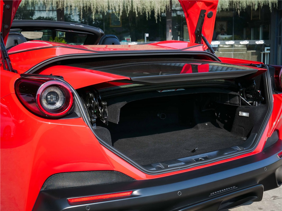 FERRARI