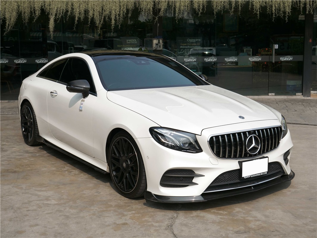 MERCEDES-BENZ